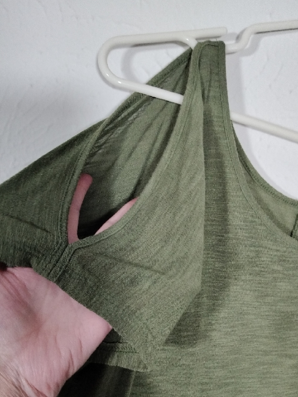 Mudd Olive Cold-Shoulder Top - Picture 4 of 10